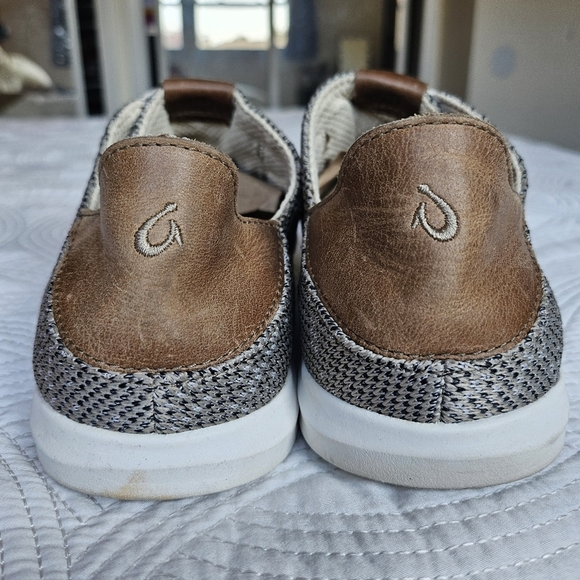 EUC Olukai Womens Hale'iwa Li Ha'a Women Size 7.5 Brown Grey Slipon - Picture 11 of 16